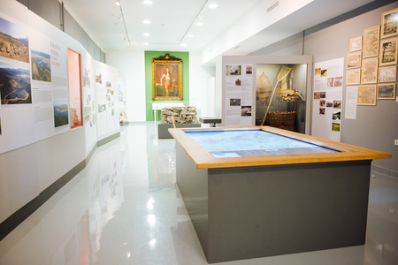 Kraški svet (foto: Miha Dolenc)